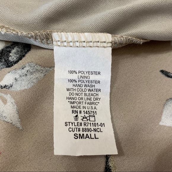 FLORAL TROPICAL RUFFLE ROMPER - Picture 5 of 5